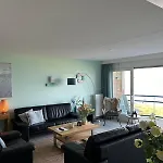 Appartement Atlantis Met Zeezicht
